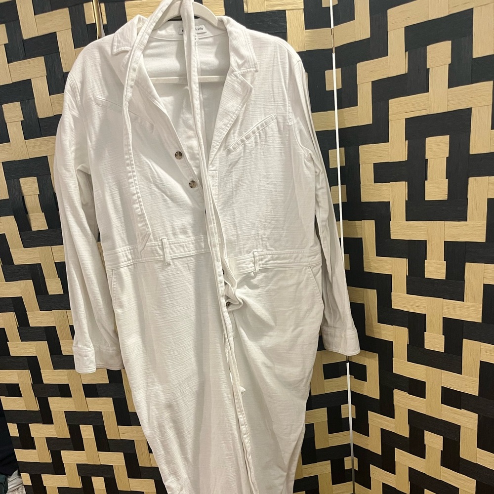 Chic White Express Denim Jump Suit